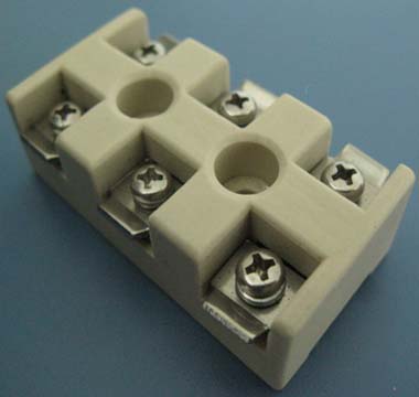 Steatite ceramic socket